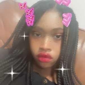 Meet your Posher, Aliya